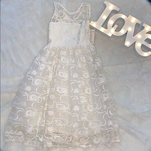 Size 8 girls dress from Five loaves two Fish
